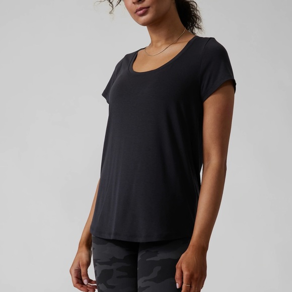 Athleta Tops - Athleta Stratus Tee